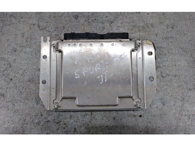 Блок управления двигателем Блок управления 39104-27400   KIA Sportage