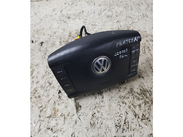 Подушка безопасности водителя 3D0880201   Volkswagen Phaeton