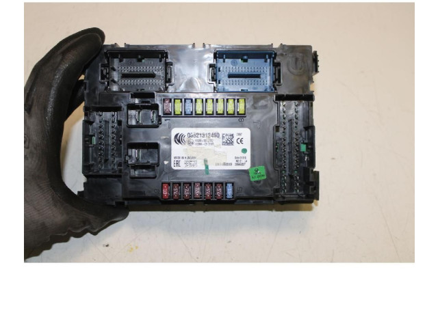 Блок предохранителей 00521312450 Jeep Renegade