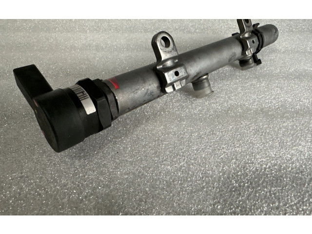 Vstřikovací lišta 059130090AB, 057130764C   Audi Q7 4L    BUG 