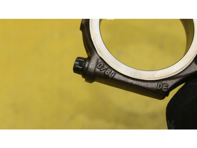 Píst Audi A8 S8 D3 4E