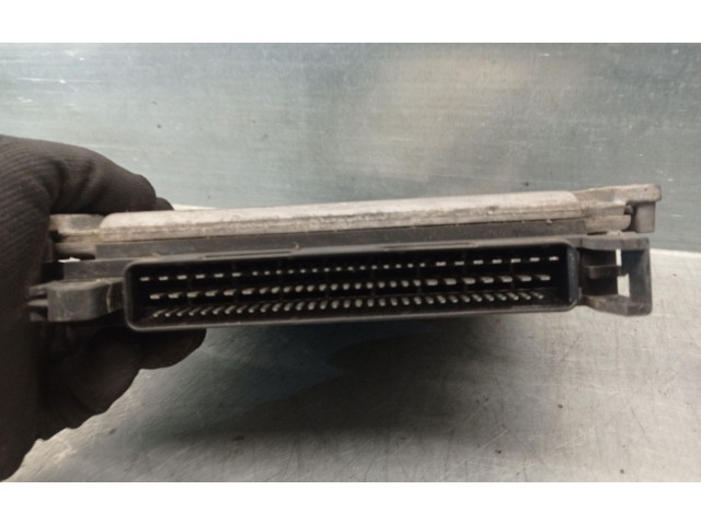 Блок управления двигателя 9636254580, 0281010135   Peugeot Expert