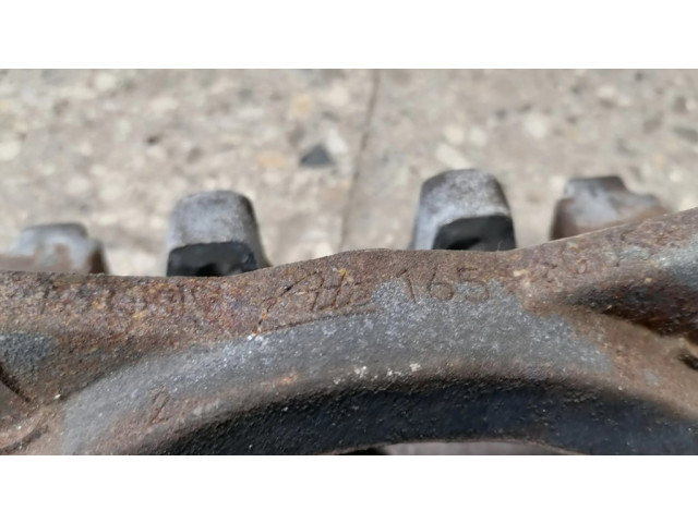 Передний суппорт