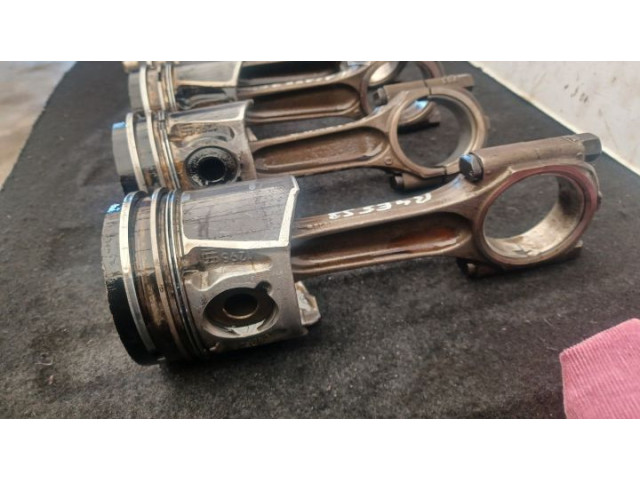 Píst 2.0TDCI   Ford Galaxy     