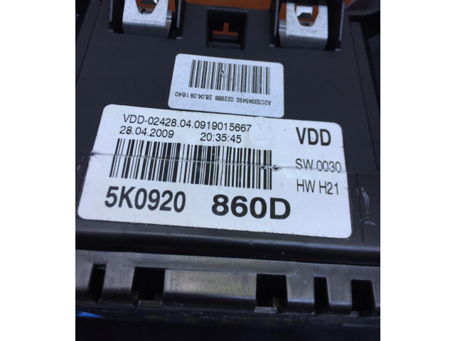 Панель приборов    Volkswagen Golf VI       