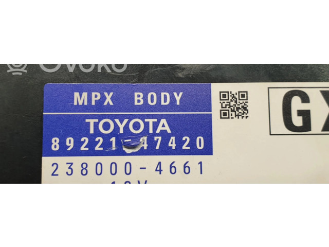 Pojistková skříňka Řídící jednotka BSM 8922147420, 2380004661   Toyota Prius+ (ZVW40) 2016