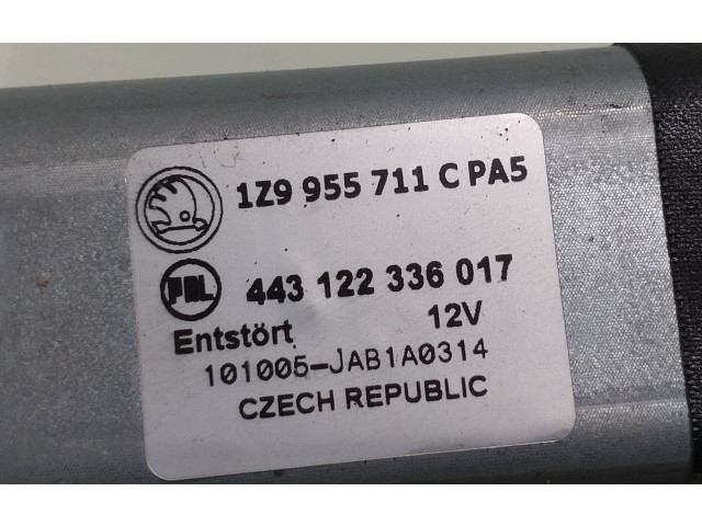 Моторчик заднего дворника 1Z9955711C, 1Z9955711    Skoda Octavia Mk2 (1Z)