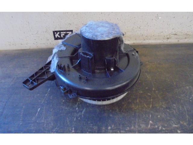 Вентилятор печки    6Q1819015J, 6Q1819015J   Skoda Rapid (NH)