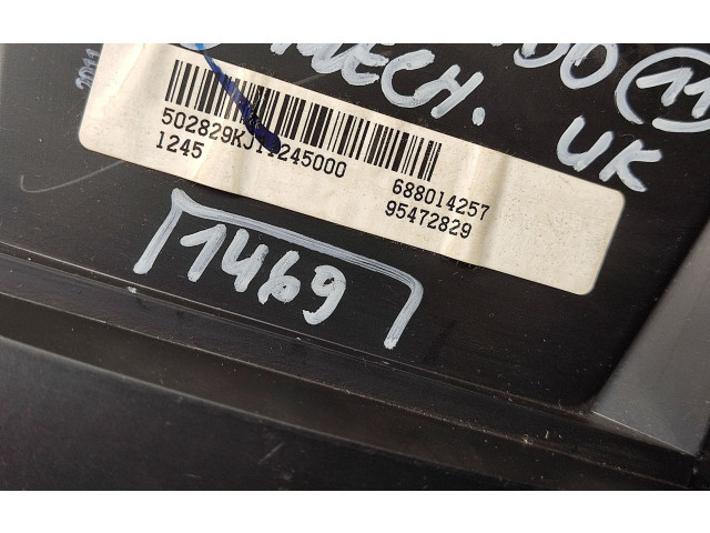 Панель приборов 95472829, 688014257   Chevrolet Orlando       