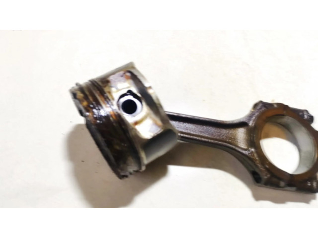  Поршень с шатуном    Alfa Romeo 156 для бензинового двигателя 2.0