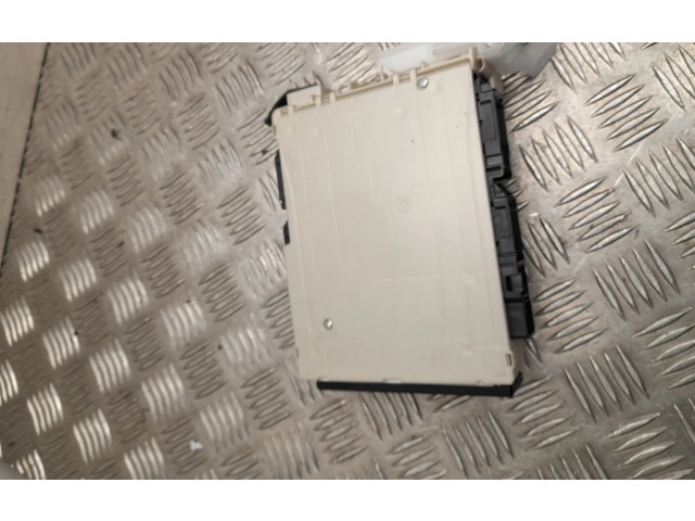 Pojistková skříňka 8273033Q30, G8012 Lexus ES VII XZ10 2024