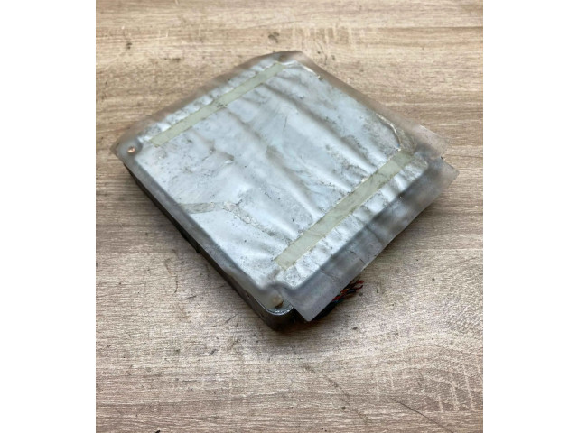 Блок управления двигателем Блок управления 8966113060, 1758005211 Toyota Corolla Verso E121