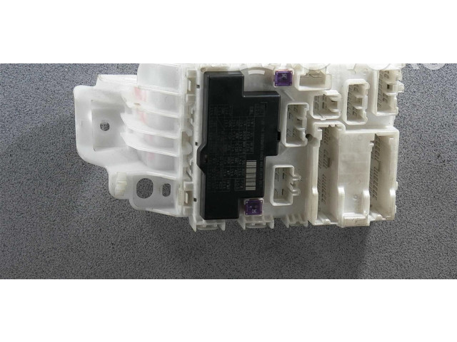 Pojistková skříňka Suzuki Swift 2011