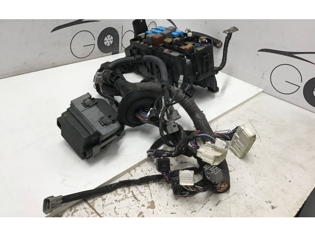 Pojistková skříňka Toyota Land Cruiser (J150) 2015