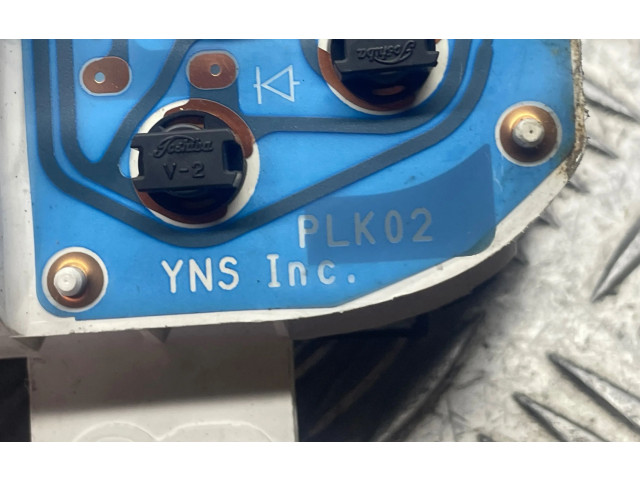 Přístrojová deska Mazda 323 F 1997 BE6L, PLK02