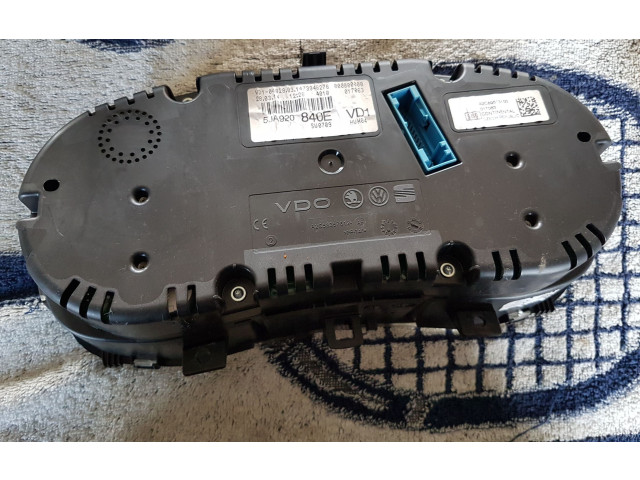 Панель приборов 5JA920840E   Skoda Rapid (NH)       