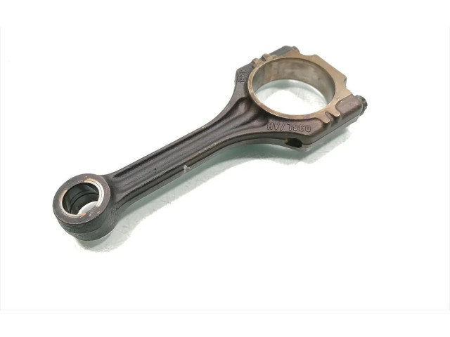 Шатун      Audi A3 S3 8P  