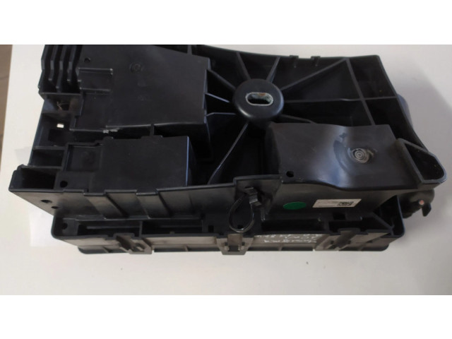 Блок предохранителей 13275881, 13253551   Opel Insignia A    