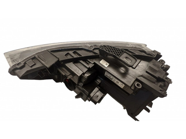 Передняя фара