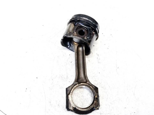 Píst Fiat Ulysse pro naftový motor 2.2