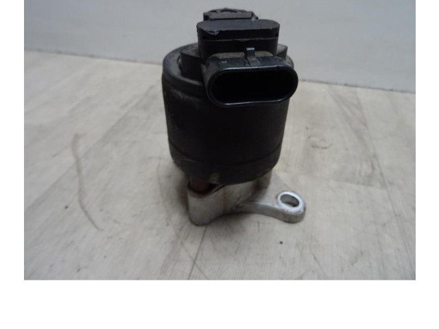 Клапан EGR Peugeot 406 1999 - 2006 года