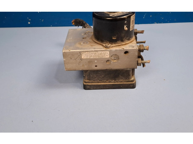 Блок АБС P08671223, 10020403684 Volvo V70 2000 - 2004 года