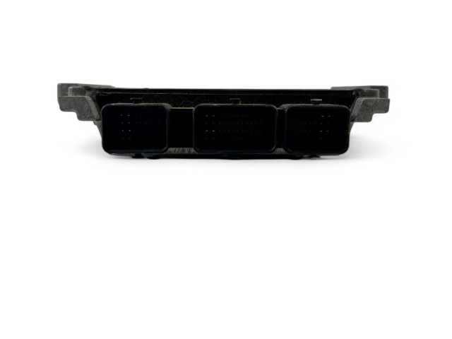 Блок управления двигателем Блок управления 30729351   Volvo V70