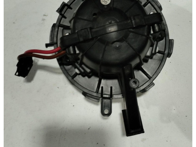 Вентилятор печки Audi Q5 SQ5