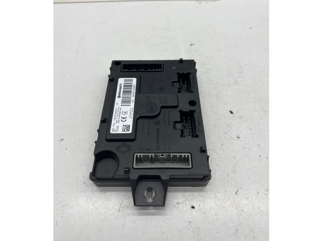 Блок управления 284B15592R   Dacia Spring