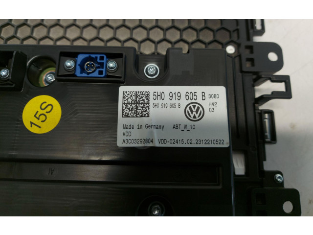Дисплей 5H0919605B Volkswagen Golf VIII