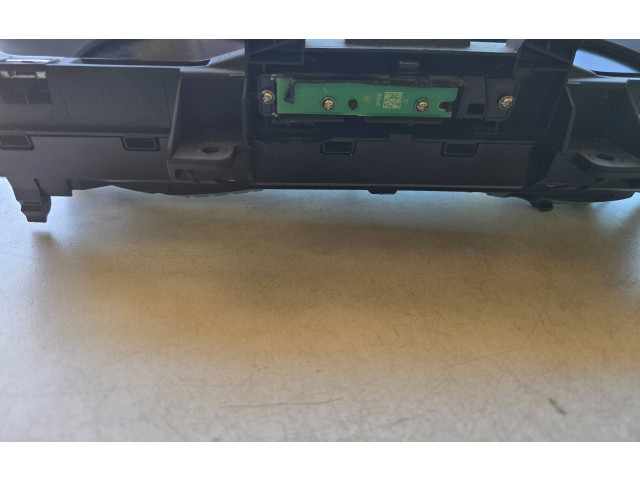 Přístrojová deska  Volkswagen Tiguan 2018 5NA920791A, 2016DJ1984  