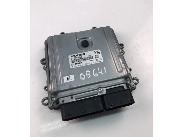 Блок управления двигателем Блок управления 31336983, 0281018414   Volvo V70