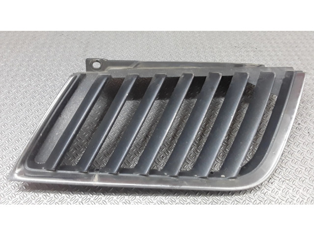 Верхняя решётка Mitsubishi L200 2006-2014 года MN142328
