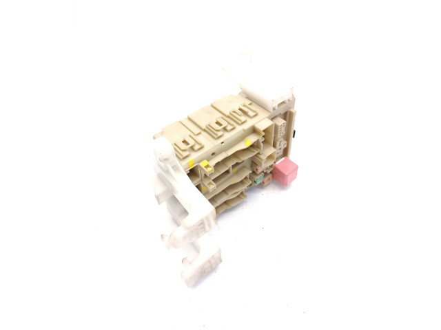 Pojistková skříňka 8273005680, 51461H20 Toyota Avensis T270 2011