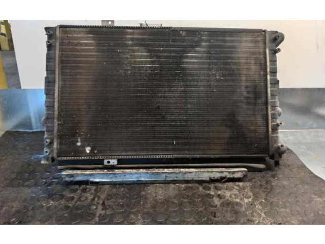 Радиатор охлаждающей жидкости 60651923, 732696 Alfa Romeo 166