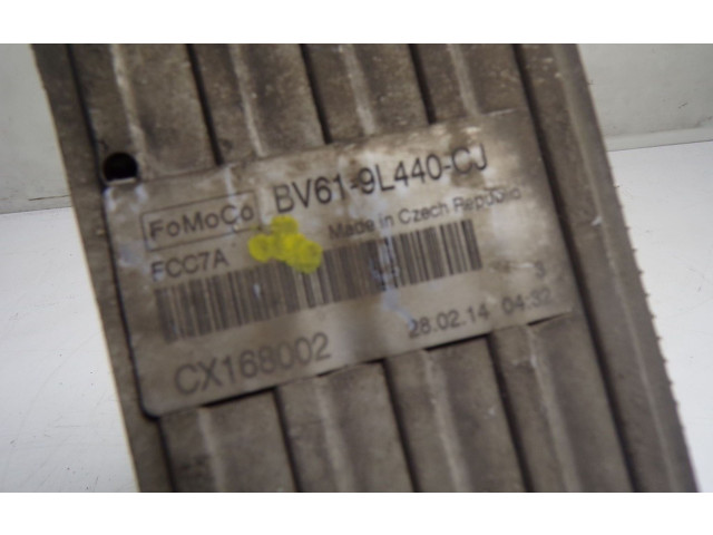 Интеркулер 2027395, BV619L440CJ Ford Transit Custom