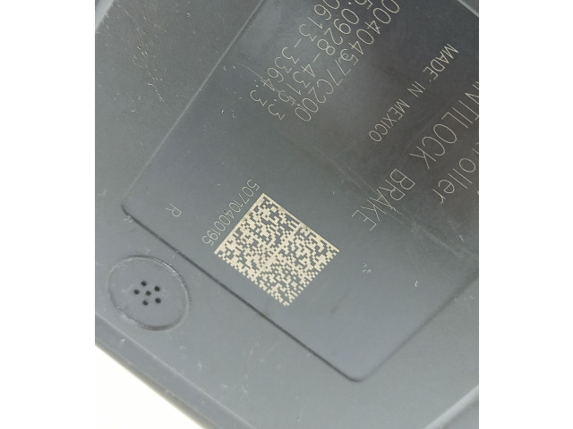 Блок АБС 00404577C200, 00404577C200   Chrysler  300 - 300C  2005 - 2010 года