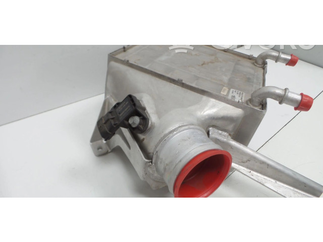 Интеркулер  14F0657CP, 0261230280   McLaren 720S 