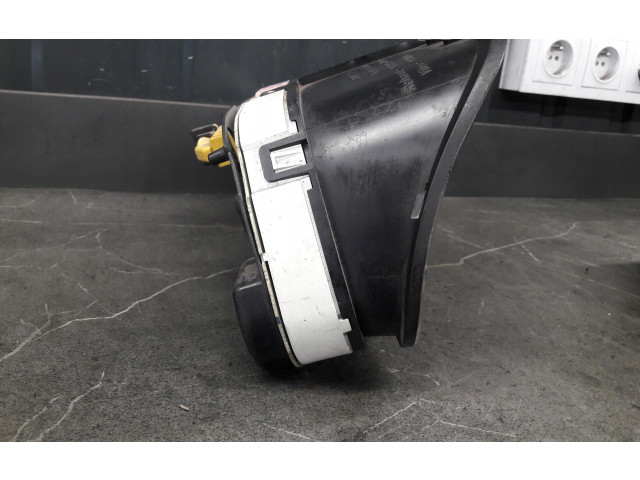 Панель приборов 89652717 Peugeot 306