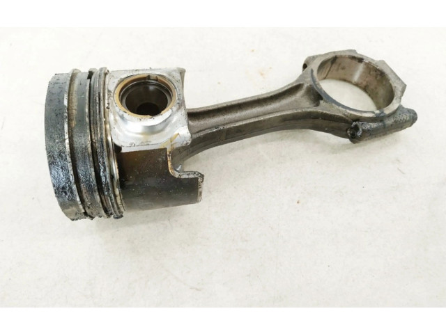 Поршень с шатуном 038j Volkswagen PASSAT B6