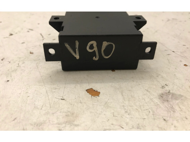 Блок управления 221000328700   Toyota Corolla Verso AR10