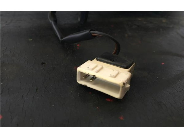 Зеркало электрическое Citroen Berlingo 1996 - 2002 года