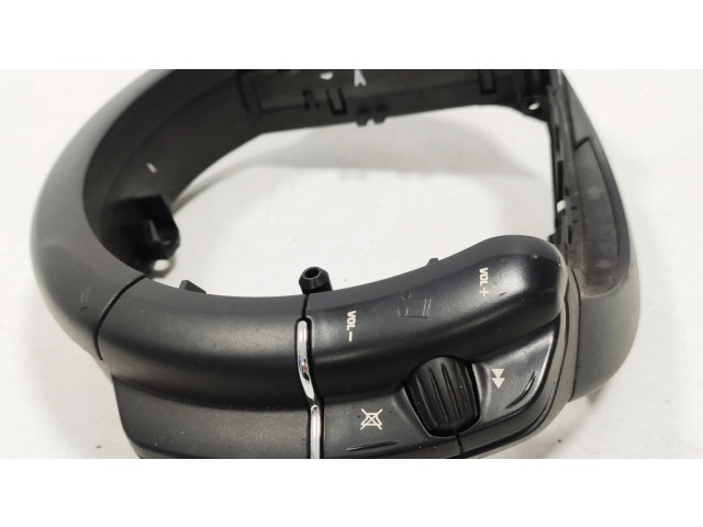 Мултифункционный включатель управления / ручка