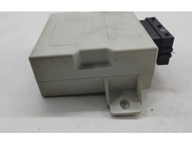 Блок управления 090507F3017b Toyota Corolla Verso AR10