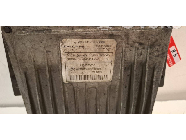 Řídící jednotka 8200129063, 8200250662   Renault Clio II 2001
