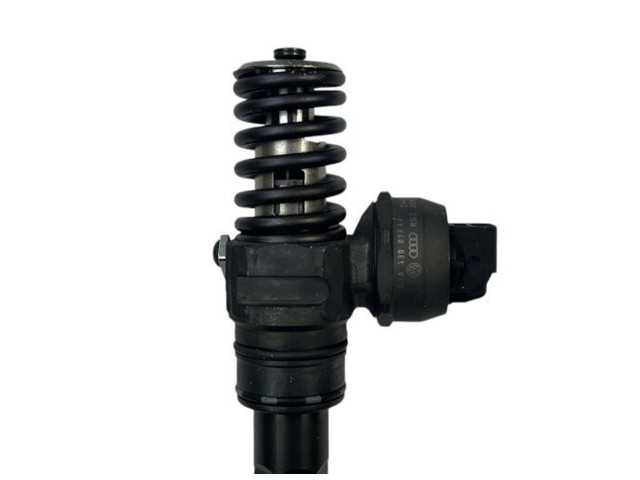 Форсунка 0414720037, H74688R Audi A3 S3 8L