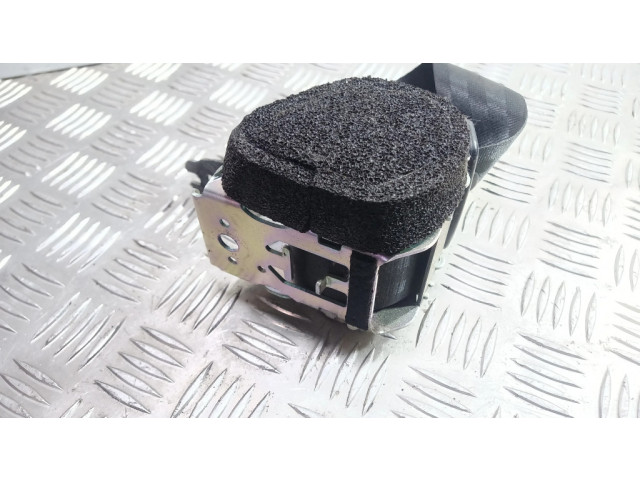 Задний ремень безопасности