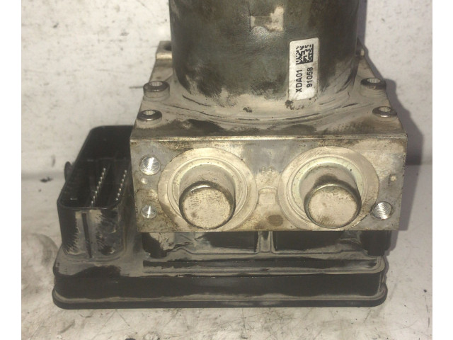 Блок АБС 1S0614517E, 1S0614517E   Volkswagen  Jetta VI  2011 - 2018 года