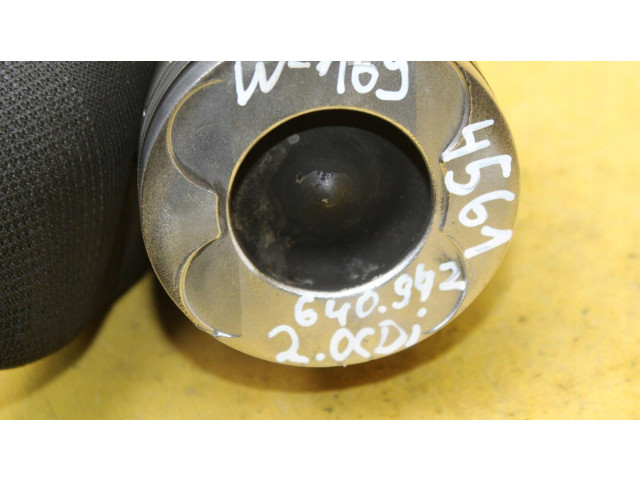 Píst Mercedes-Benz A W169