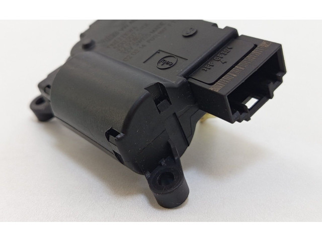 Вентилятор печки    5Q0907511K, T1032216WA   Volkswagen Golf VII